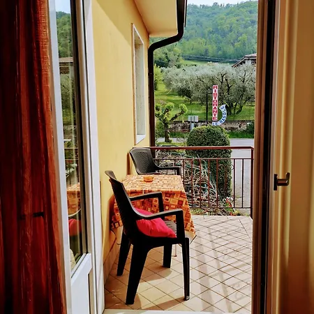 Pensión Ristorante Le Rasole Garda (Verona)