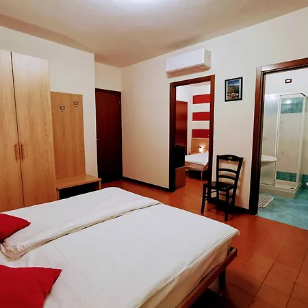 Pensionat Ristorante Le Rasole *